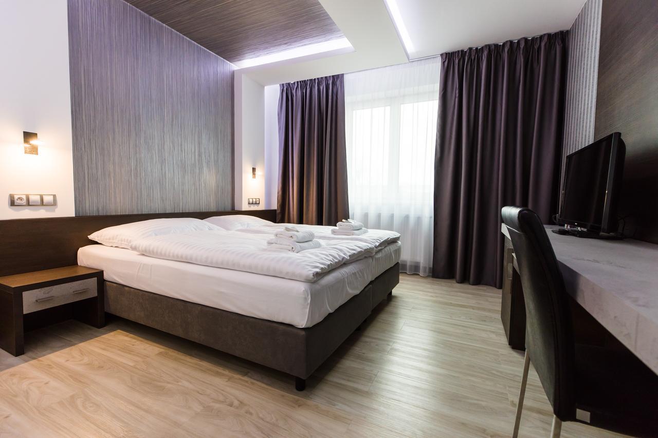 Hotel U Kostela Modrice Exterior photo